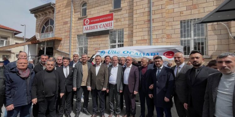 Nevşehir’de Başbuğ Alparslan TÜRKEŞ Anısına Lokma Dağıtımı